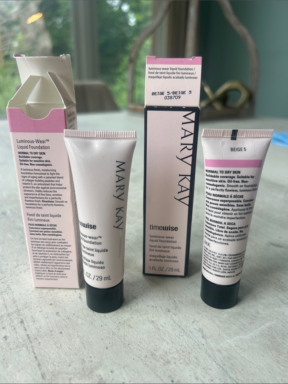 Set of Mary Kay Timewise Liquid Foundation - Luminous-Wear - Beige 5 NIB
